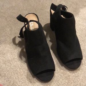 Black heels- block heel, peep toe